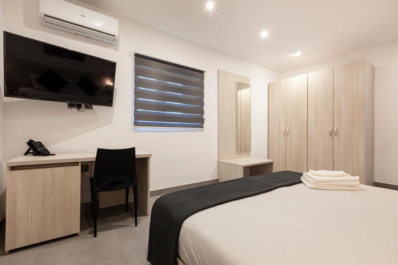 Charming,Comfortable And Centrally Located Group Accomodation Gzira Екстер'єр фото