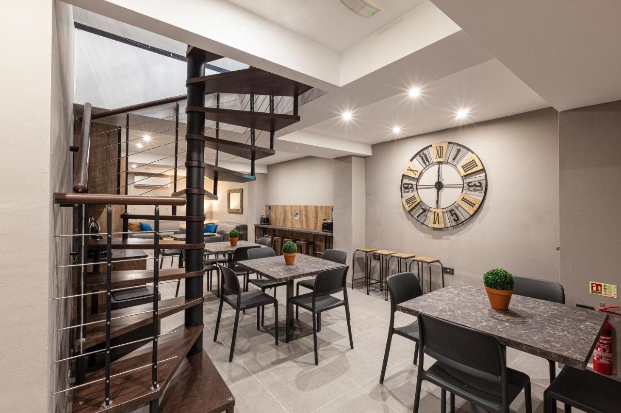 Charming,Comfortable And Centrally Located Group Accomodation Gzira Екстер'єр фото