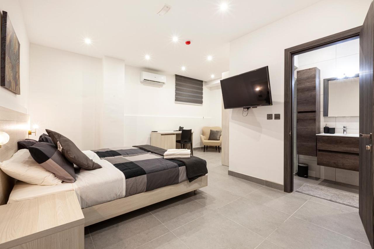 Charming,Comfortable And Centrally Located Group Accomodation Gzira Екстер'єр фото