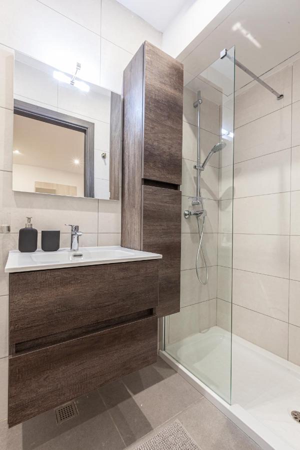 Charming,Comfortable And Centrally Located Group Accomodation Gzira Екстер'єр фото